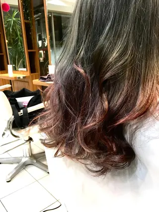 ミディアム カラー 白髪ぼかしハイライト 柳川拓哉のヘアスタイル