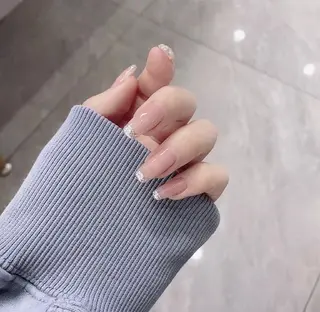 ネイル 🦋ネイルサロン ブラン🌈ゆりのネイルデザイン