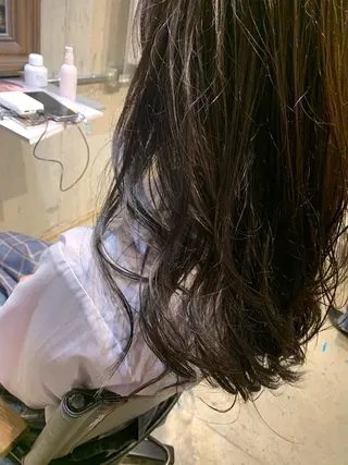 カラー 吉沢遣人/レイヤー 艶カラー/抜け感のヘアスタイル