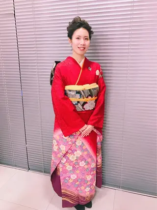 ロング ヘアアレンジ G LUX(ジールクス)所属・清水 まなのマツエク・マツパデザイン