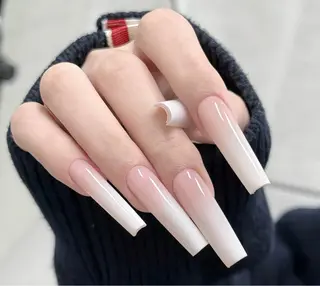 ネイル 小島 阿佑美のネイルデザイン