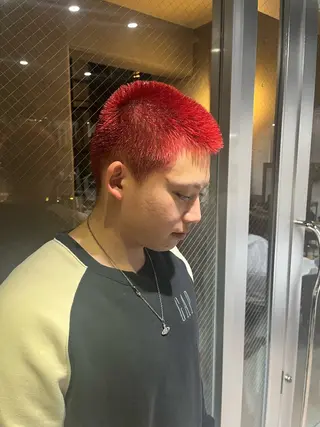 ショート カラー ブリーチ✨ハイライト メンズヘア/アヤノのヘアスタイル