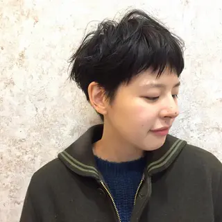 ショート HARUNA🤍 大人ショートヘアのヘアスタイル
