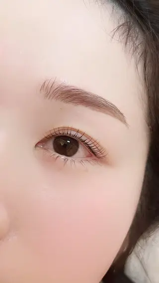 マツエク・マツパ noné所属・アイリスト kanonの眉毛・アイブロウイメージ