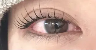 マツエク・マツパ UNDRvr ユズのヘアスタイル