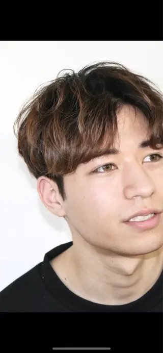 メンズ アイブロウ ONLY CARE by Vingt-cinq所属・オンリーケア バイヴァンサンクの眉毛・アイブロウイメージ