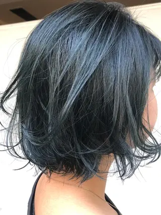 ショート カラー i MA　ヘアスタジオ所属・勝野 麻美のヘアスタイル