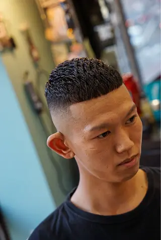 ショート パーマ TIGHT SWAG BARBERWORKS所属・TIGHT SWAG YUTOのヘアスタイル