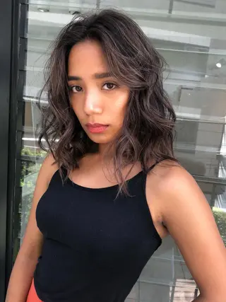 ミディアム カラー レイヤーカット BLend 渋谷のヘアスタイル