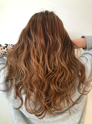 ミディアム カラー 加藤 利基のヘアスタイル