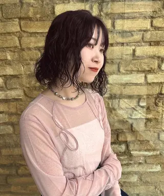 パーマ hair make BEHIVE ichibancho AVEDA所属・渡邉  日向子 ・レイヤー、縮毛矯正のヘアスタイル