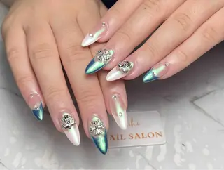 ネイル 💕鈴木ユリ パラジェル/オフ無料のネイルデザイン