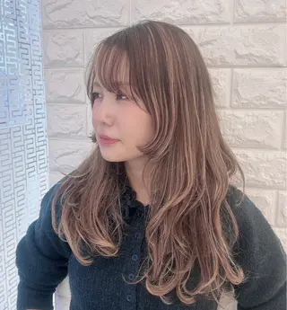 ロング Earth市ヶ谷店所属・中嶋 礼愛のヘアスタイル
