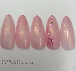 ネイル R*NAIL .comのネイルデザイン