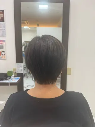 ショート 小達 陽菜のヘアスタイル