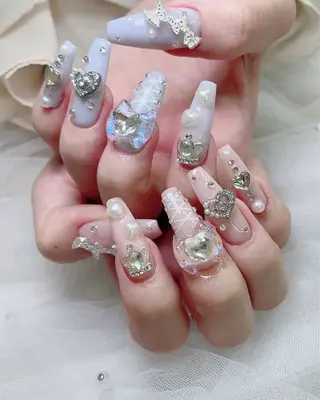 ネイル lucky nail 歌舞伎町のネイルデザイン