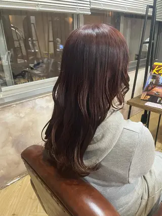 カラー MIKU ナチュラルヘア✂️✨のヘアスタイル