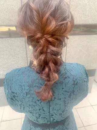 セミロング ヘアアレンジ SHANTi 飯塚 ヘアセット/髪質改善のヘアスタイル