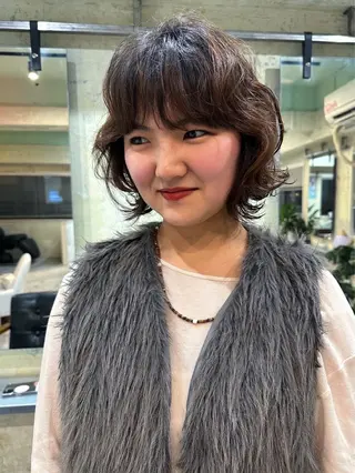 ミディアム パーマ AR.MARA hair  studio所属・ウェーブパーマ サトウヒカルのヘアスタイル