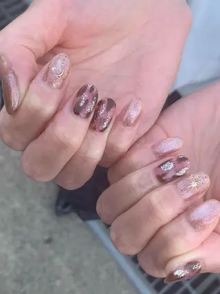 ネイル 大崎 奈々のネイルデザイン