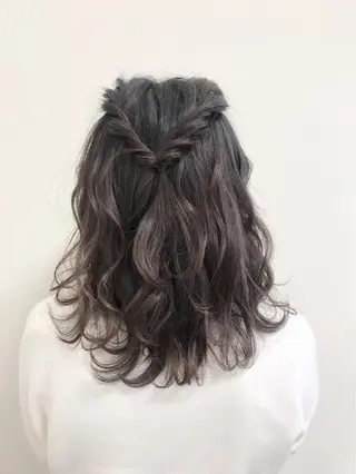セミロング ヘアアレンジ 沢田 瞳のヘアスタイル