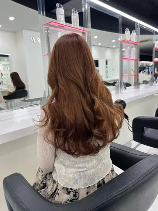 ロング カラー オリーブカラー🫒 レイヤーカット✂︎のヘアスタイル