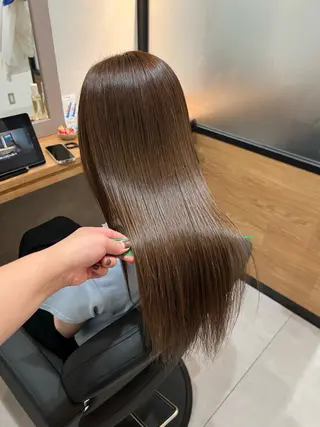 ロング 柴田　真衣 .のヘアスタイル