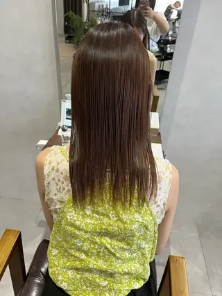 ミディアム 佐藤 香苗のヘアスタイル