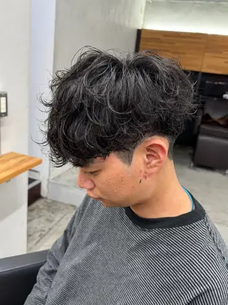 メンズ アキト/ メンズ/透明感暗髪のヘアスタイル