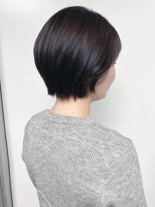 ショート morio from london所属・松岡彩華 ボブ /グレージュのヘアスタイル