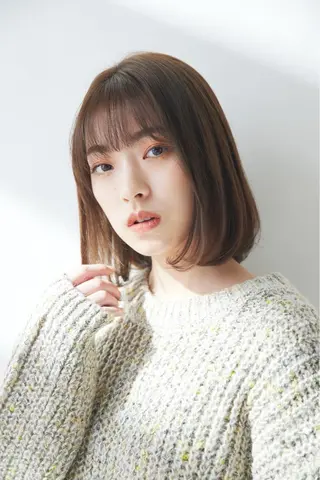 ミディアム 🎨インナーカラー が得意👍新垣⚜️のヘアスタイル