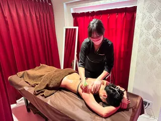 SHAPY HIGH SLIMMING ESTHETIC所属・嚴 キララのエステ・リラクイメージ