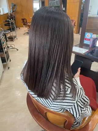 セミロング パーマ Freez オオヤブ カホのヘアスタイル