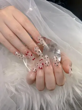 ネイル Mio_ Noiranailのネイルデザイン