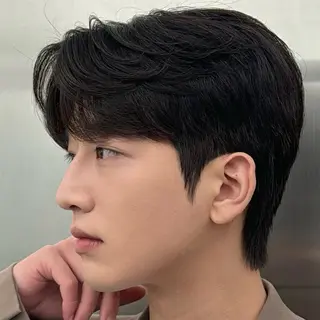 パーマ メンズ GO TODAY シェアサロン　原宿　Verno店所属・センターパート特化/ メンズカット/ヒロキのヘアスタイル