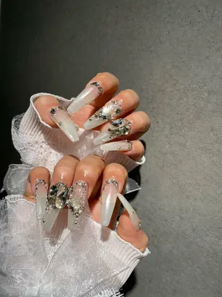 ネイル I-nailロング /ワンホン/キラキラのネイルデザイン