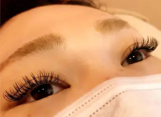 マツエク・マツパ トータルビューティーサロン　リコラ所属・Licola リコラのヘアスタイル