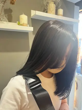 ミディアム カラー 奥山 沙季(大井町)のヘアスタイル