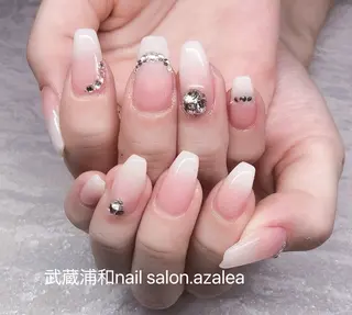 ネイル R inのネイルデザイン