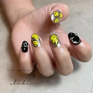 ネイル my&所属・my&_ maimiのネイルデザイン