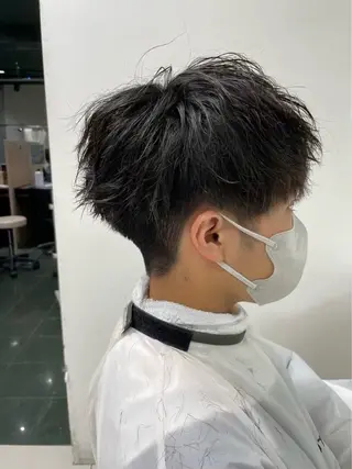 ショート メンズ パーマ特化美容師 🔥Yoshiyaのヘアスタイル