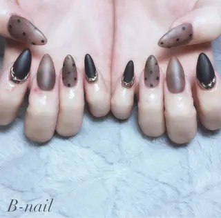 ネイル B- nailのネイルデザイン