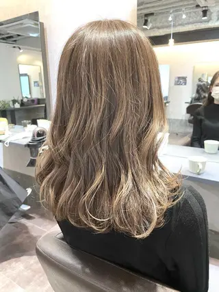 セミロング eyl ~ｴｲﾙ~所属・赤味消し髪質改善特化 🫧eyl西梅田🫧のヘアスタイル