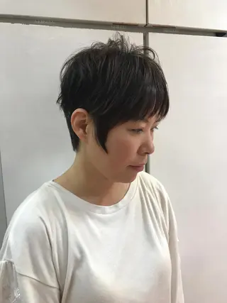 ショート ベリショディレクター 小野 健太郎のヘアスタイル