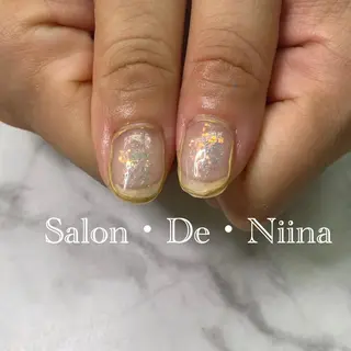 ネイル Salon•de•Niina所属・ボディビルダーSal on.DeNiinaのネイルデザイン
