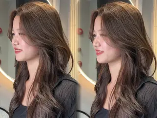 ロング 韓国ヘア/ブリーチ無 しWカラー/オリーブのヘアスタイル