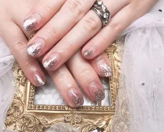 ネイル マジックミラー所属・マジック ミラーのネイルデザイン