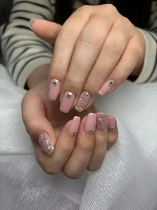 ネイル Mermaid 🫧🐚Erikaのネイルデザイン