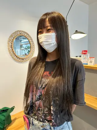 ロング カラー yuika .のヘアスタイル