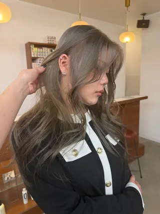 ロング カラー 大阪梅田/ イマムラミヅキのヘアスタイル